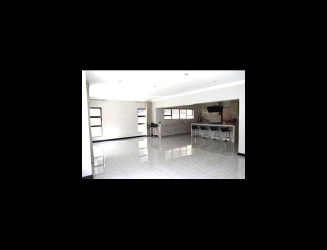4 BEDROOM HOUSE FOR SALE IN HELDERWYK